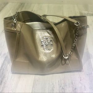 Beautiful Tory Burch!